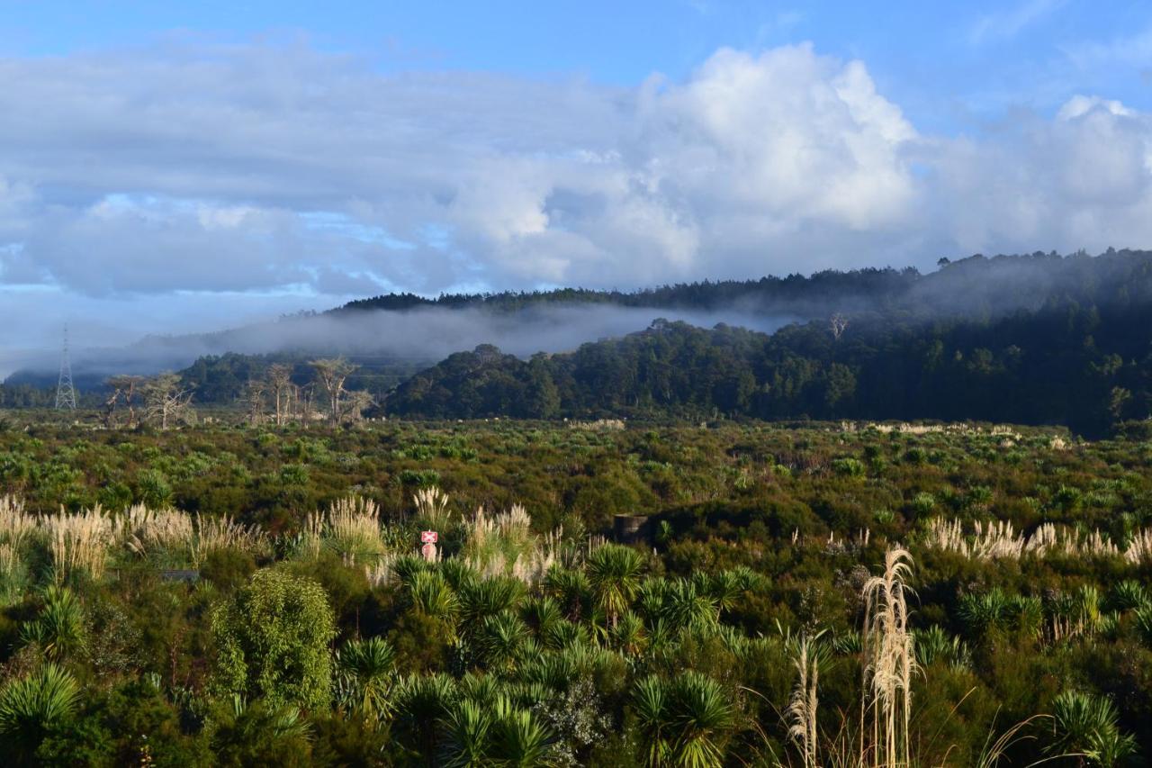 Manuka Views - Close To Thermal Hot Pools Kaukapakapa Exterior photo